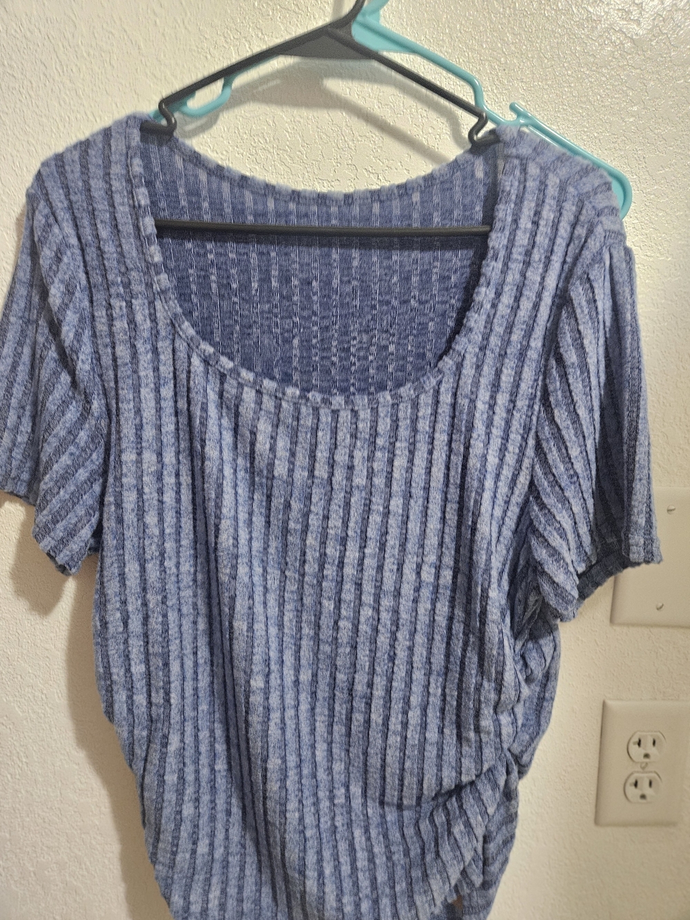 Ribbed Short-Sleeve Scoop Neck Top in Blue. Cinched Waist  2X Shein Curve NWT